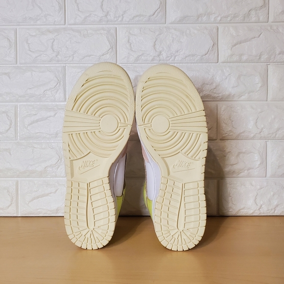 Nike Dunk High Womens Size 9.5 White Cashmere Lemon Twist DD1869-108 - Picture 10 of 12